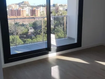 Piso en  Calle Deportista Pitu Perramón 1 - Foto 1