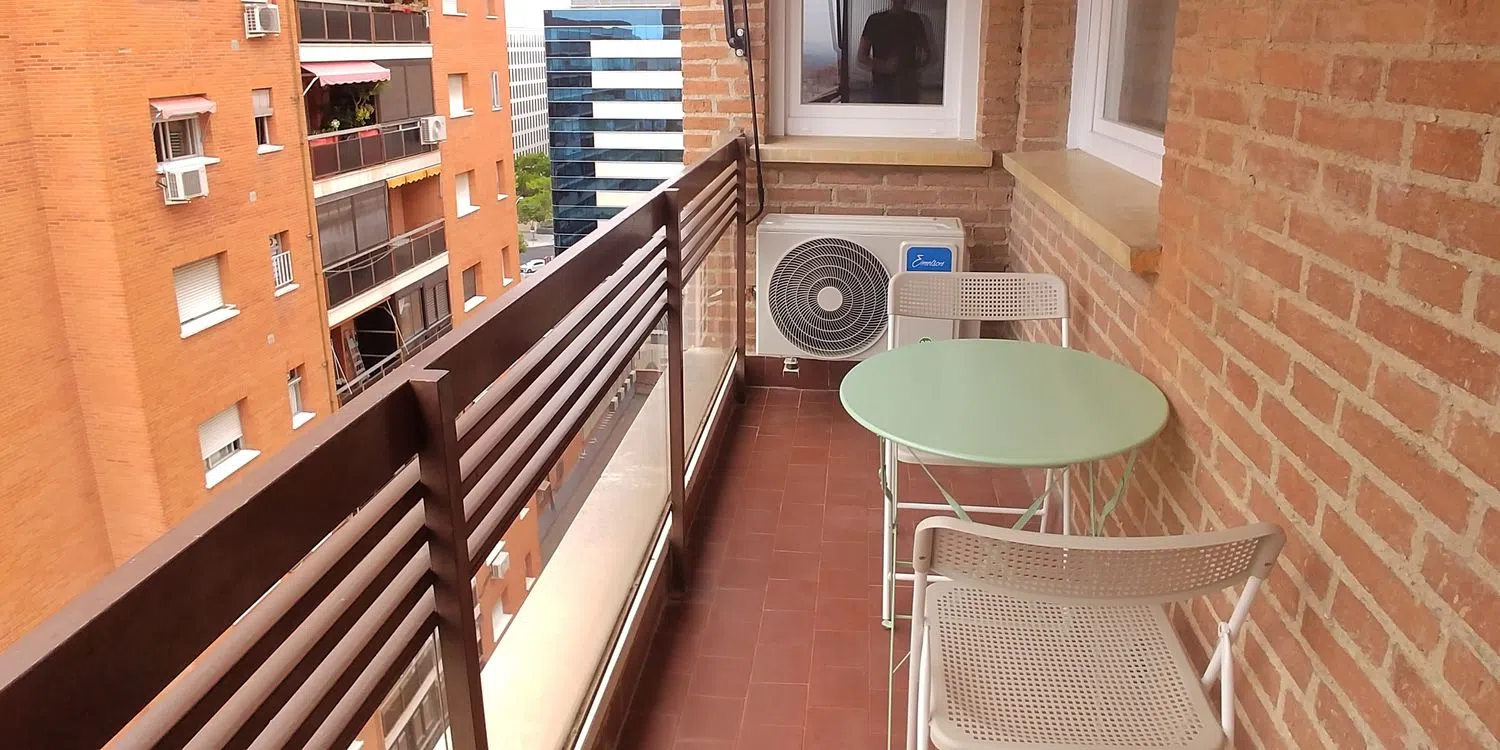 Piso en calle de la Infanta Mercedes, 96 - Foto 20