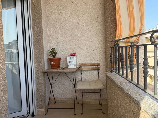 Piso en Calle Cristóbal Colón, 19 - Foto 1