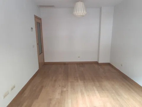 Piso en calle Vicente Martín Arias, 3
