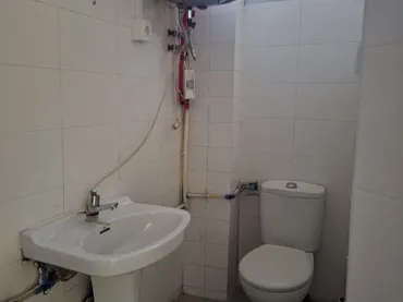 Local comercial en Badalona - Foto 9