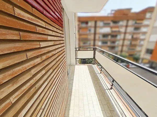 Piso en Barrio La Creu del Grau - Foto 3