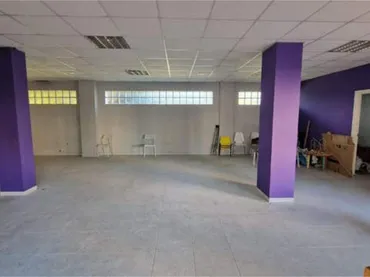 Local comercial en Nueva Andalucía - Foto 4
