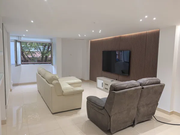 Piso en calle Reyes Católicos, 20