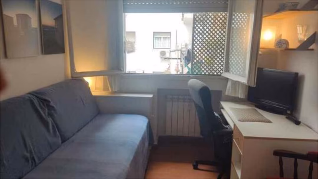 Estudio en Chamberí - Foto 2