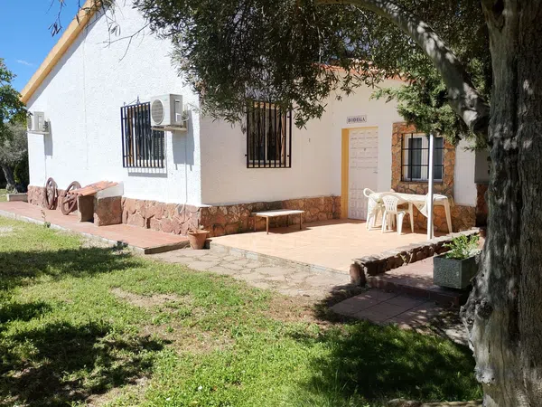 Casa o chalet independiente en Calle Isabel Allende, 35 - Foto 2