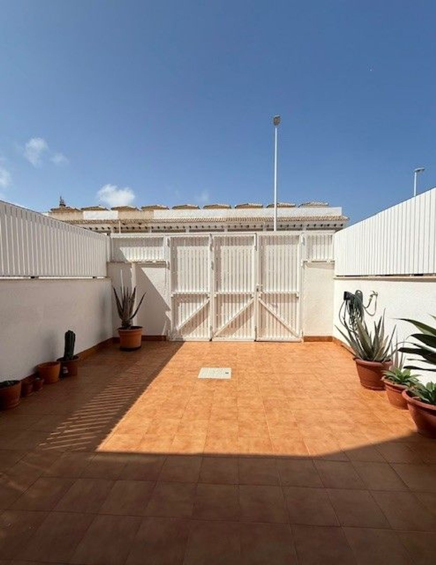 Chalet adosado en Los Peñascos-El Salero-Los Imbernones, Los Peñascos-El Salero-Los Imbernones - Foto 2