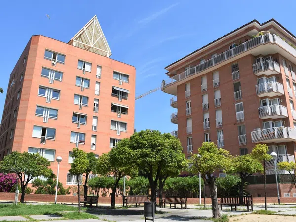 Piso en calle de la Marina, 48