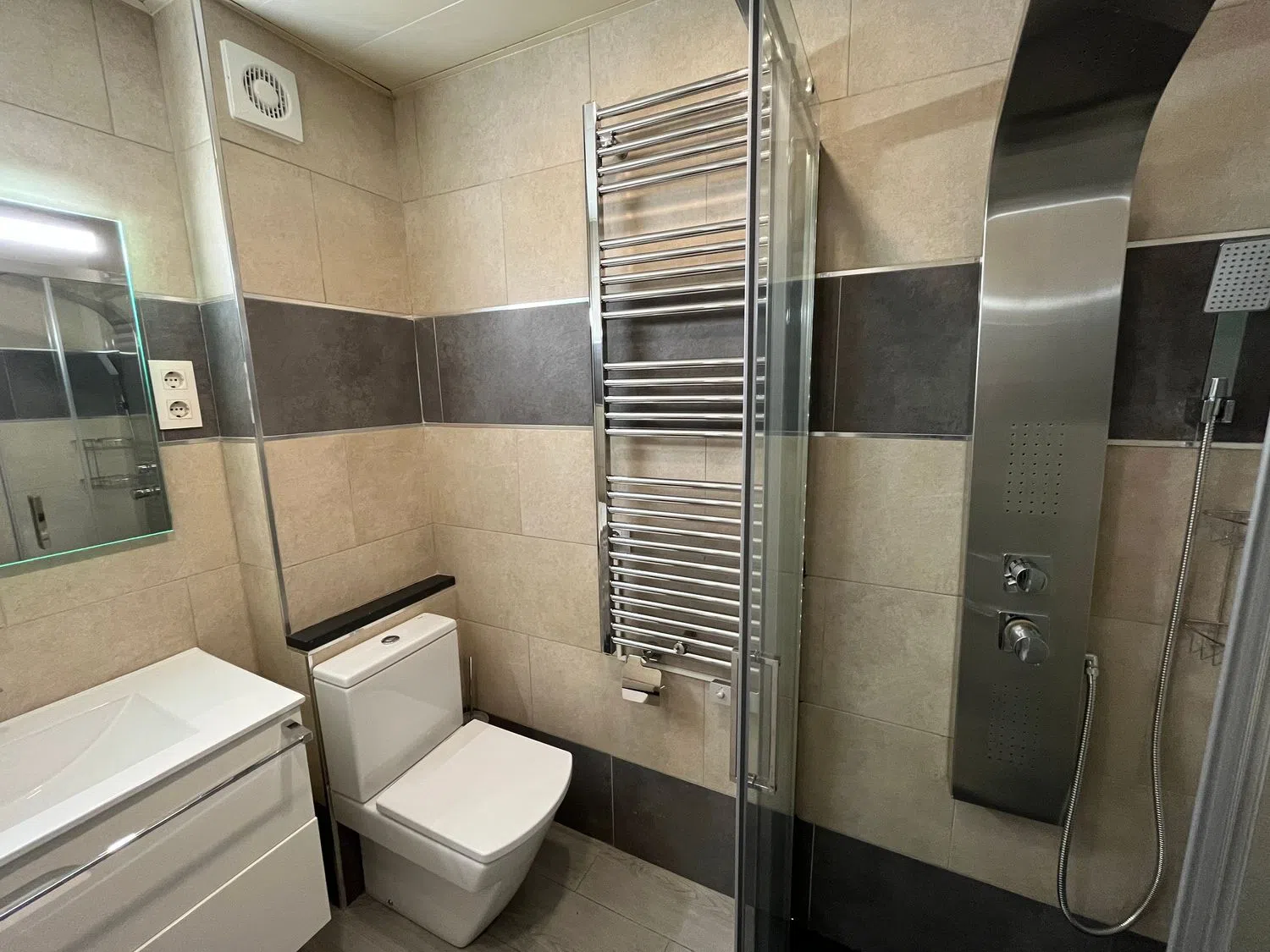 Piso en calle Roger de Llúria, 3 - Foto 14