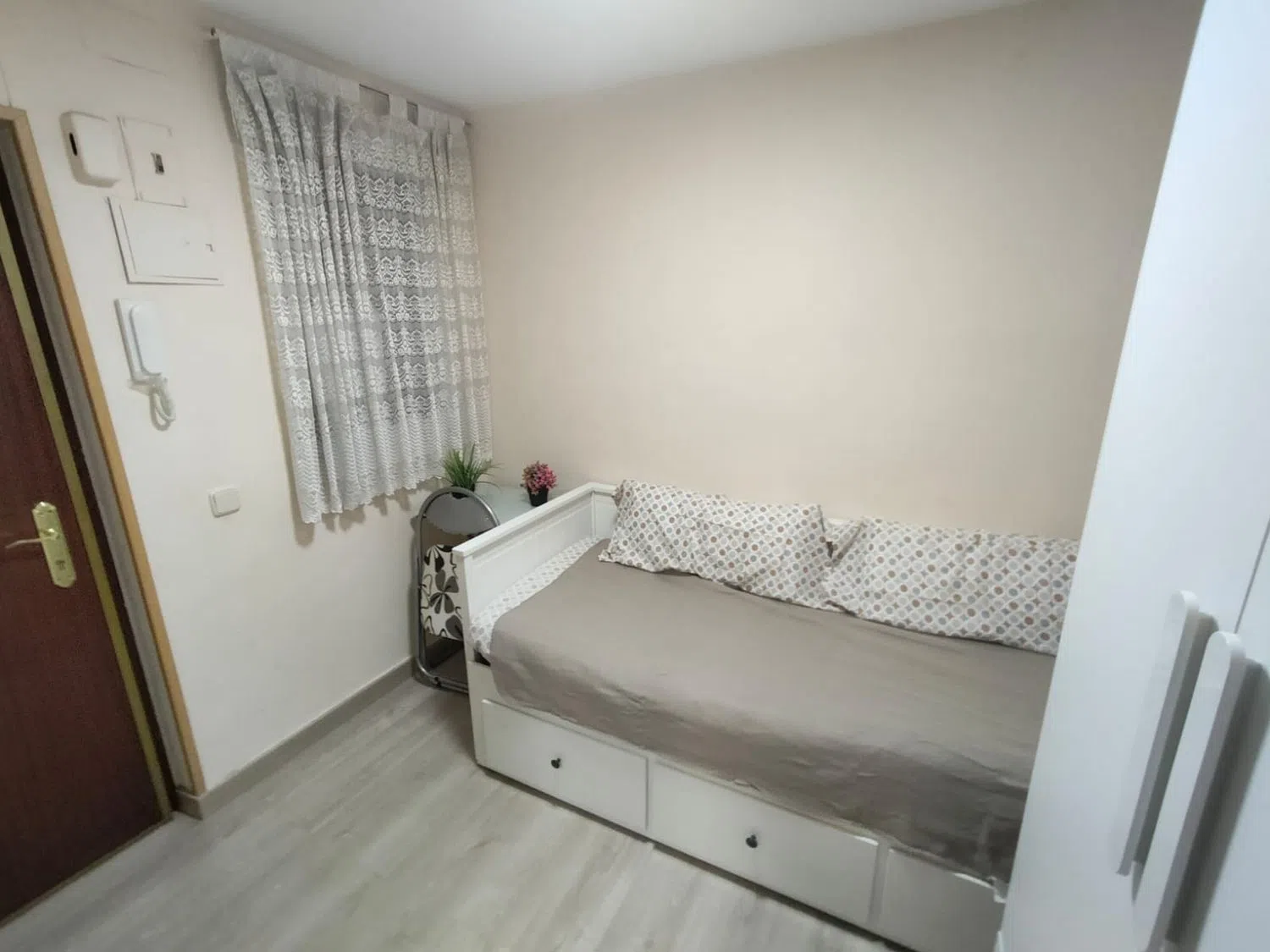 Estudio en calle del Salitre, 54 - Foto 4