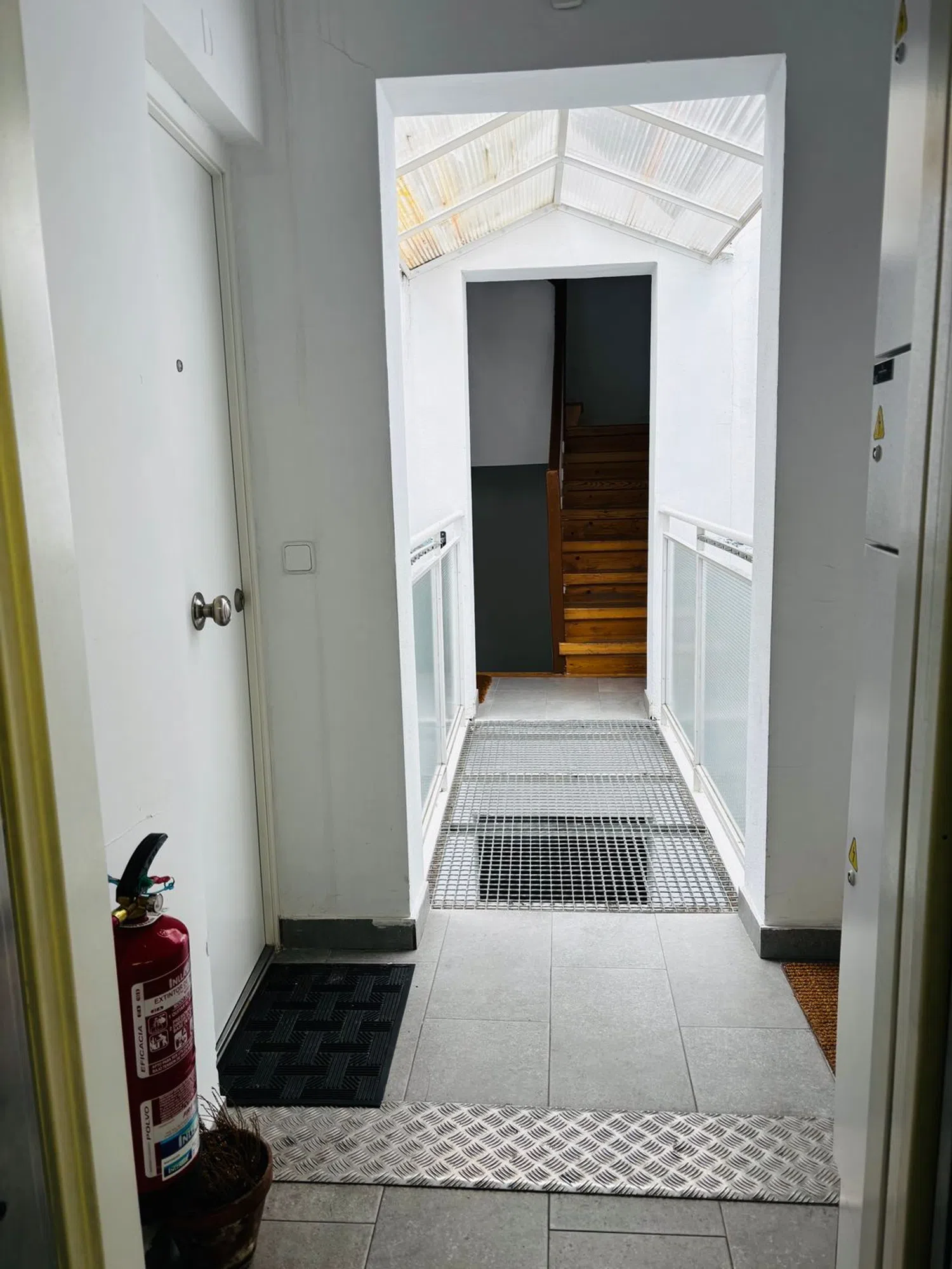 Estudio en calle de la Ruda, 15 - Foto 10