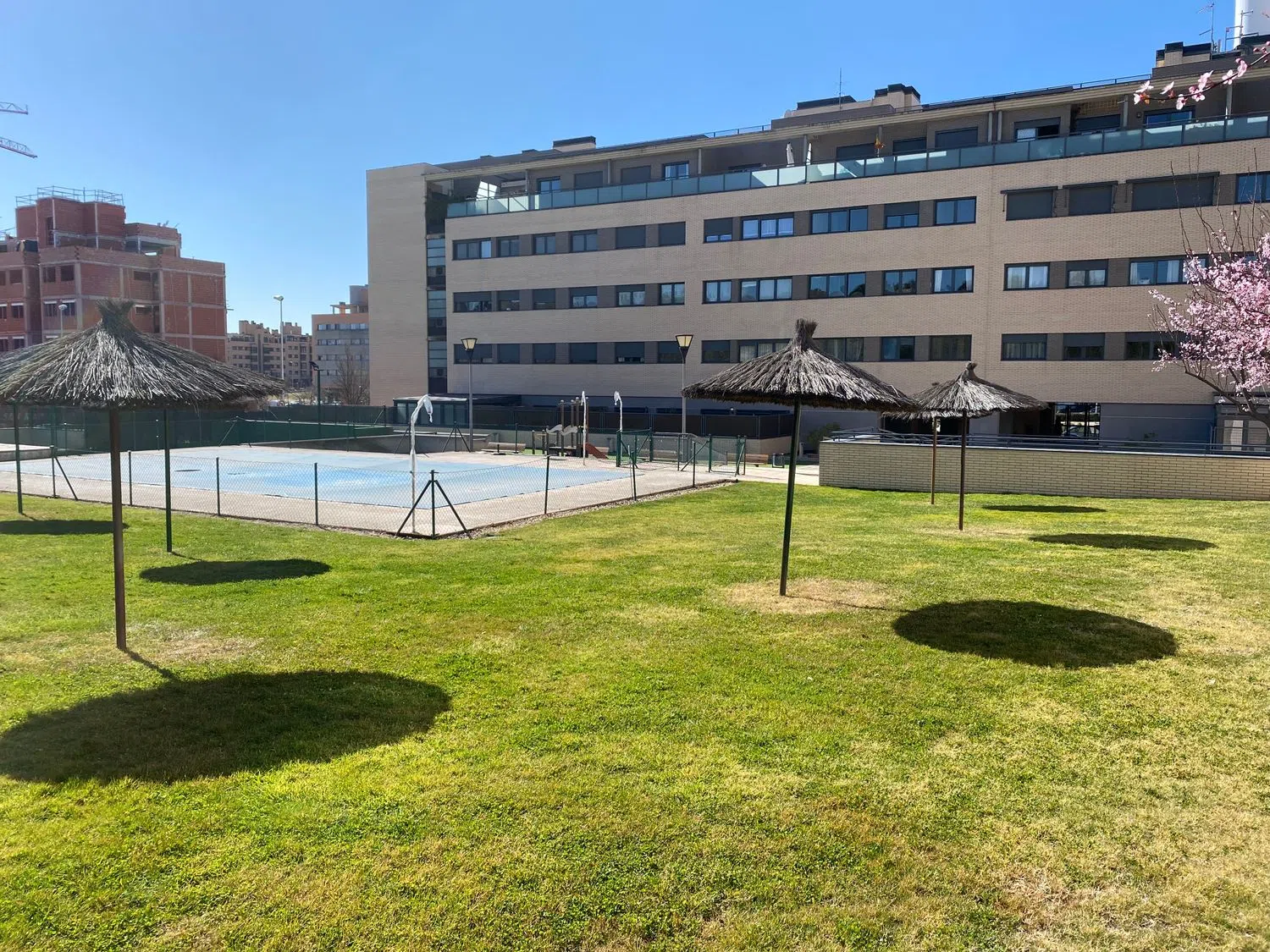 Piso en paseo Tierra de Melide, 32 - Foto 2