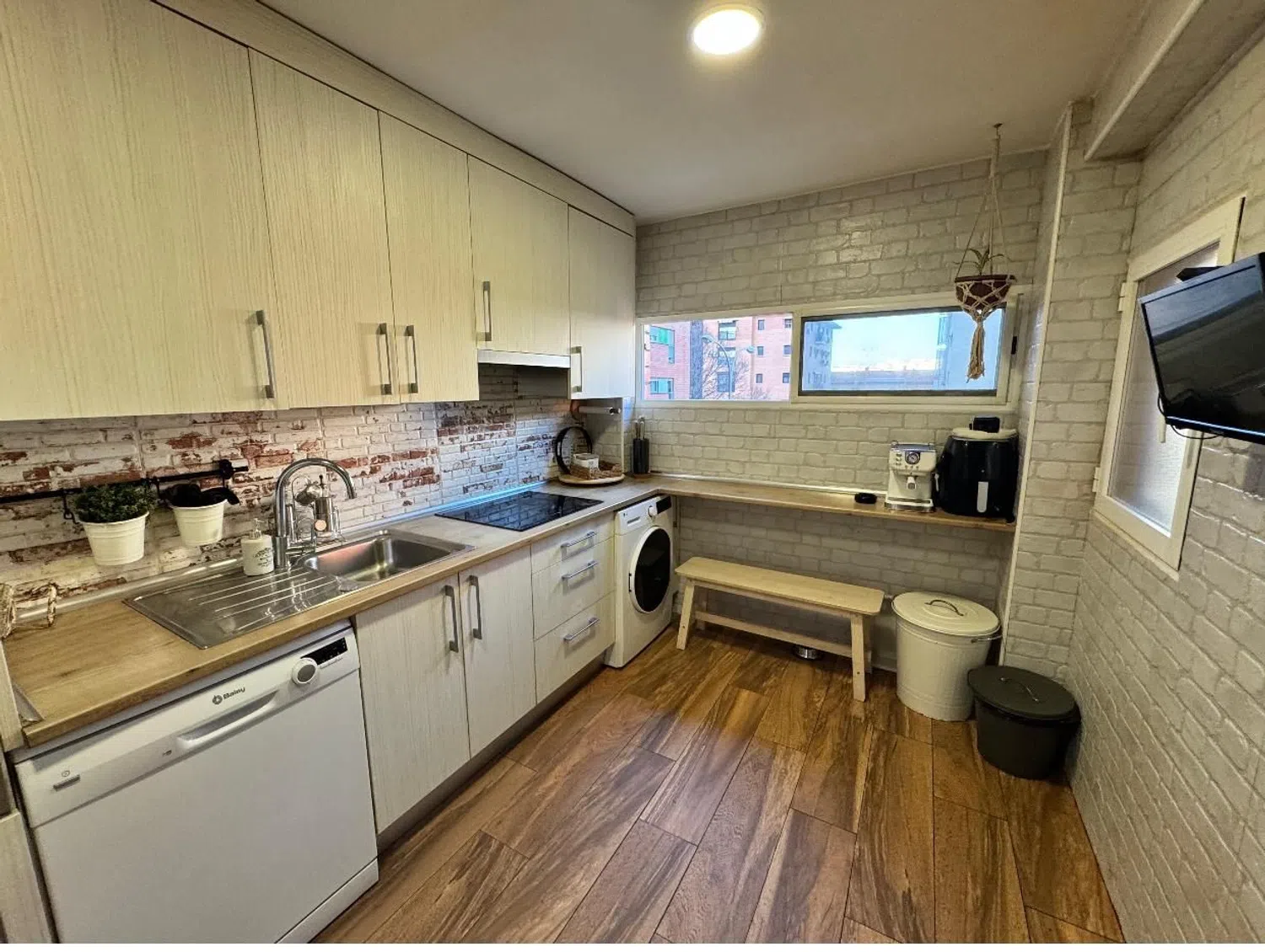 Piso en plaza Juan Gómez de Mora, 3 - Foto 1