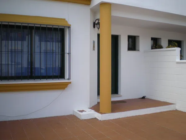 Chalet adosado en Calle Alhandaluz, 3 - Foto 1