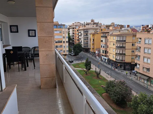 Piso en Barrio Sta Catalina - El Jonquet