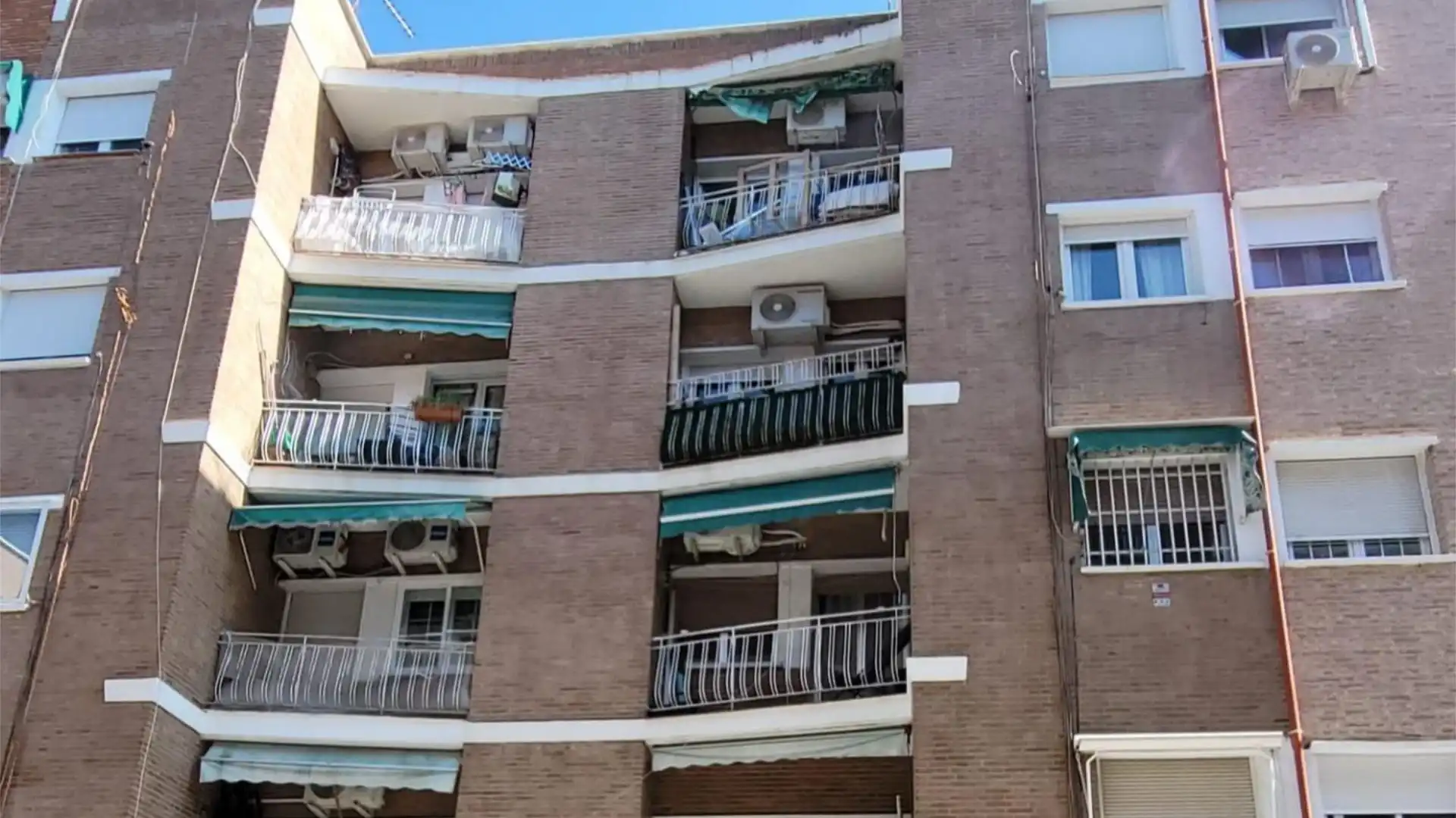 Piso en  Calle de Herminio Puertas 47 - Foto 1