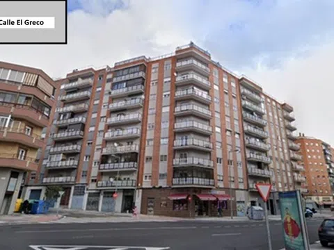 Piso en calle Greco, 23 -25