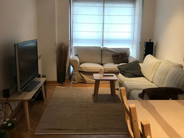 Piso en calle de Melilla, 47