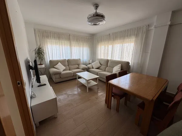 Piso en avenida Novelda, 65