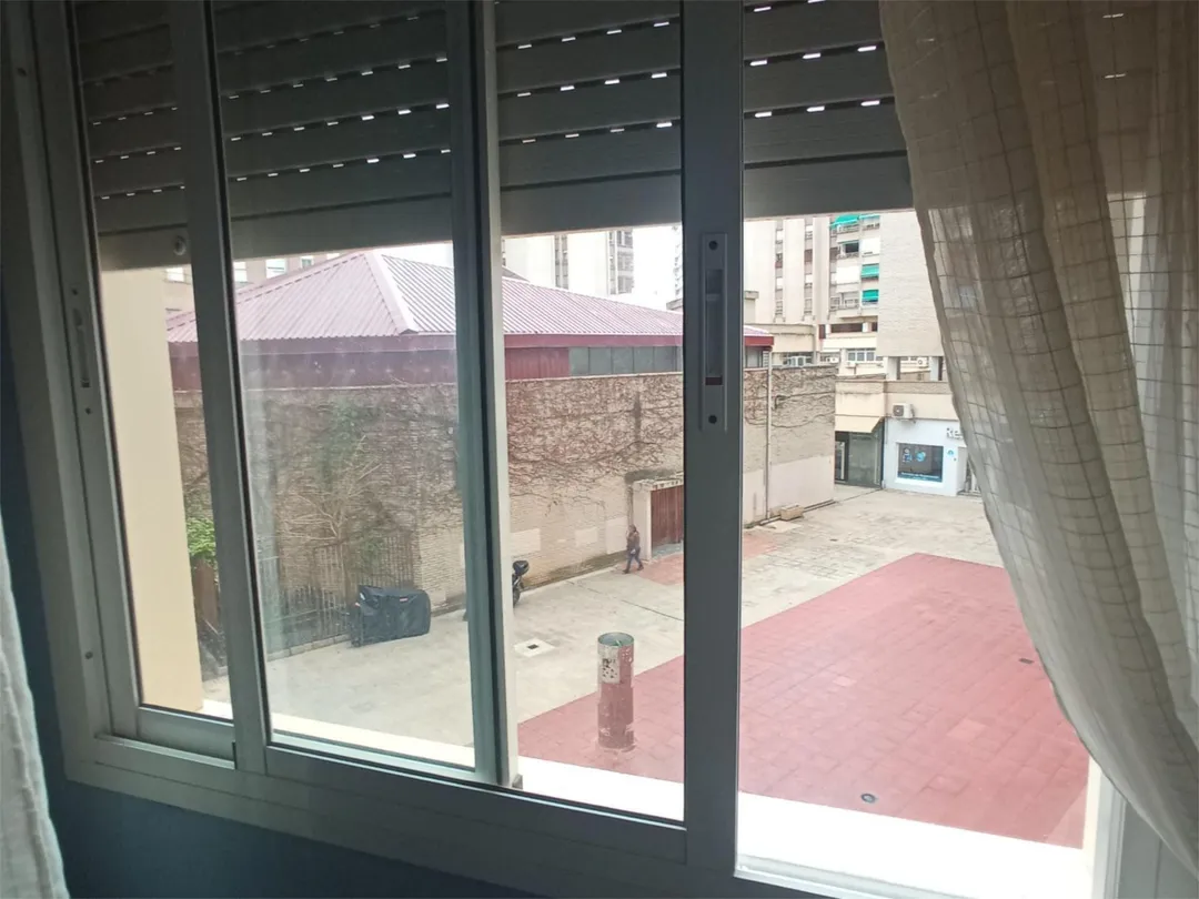 Piso en  Calle Escultor Roque López 1 - Foto 25