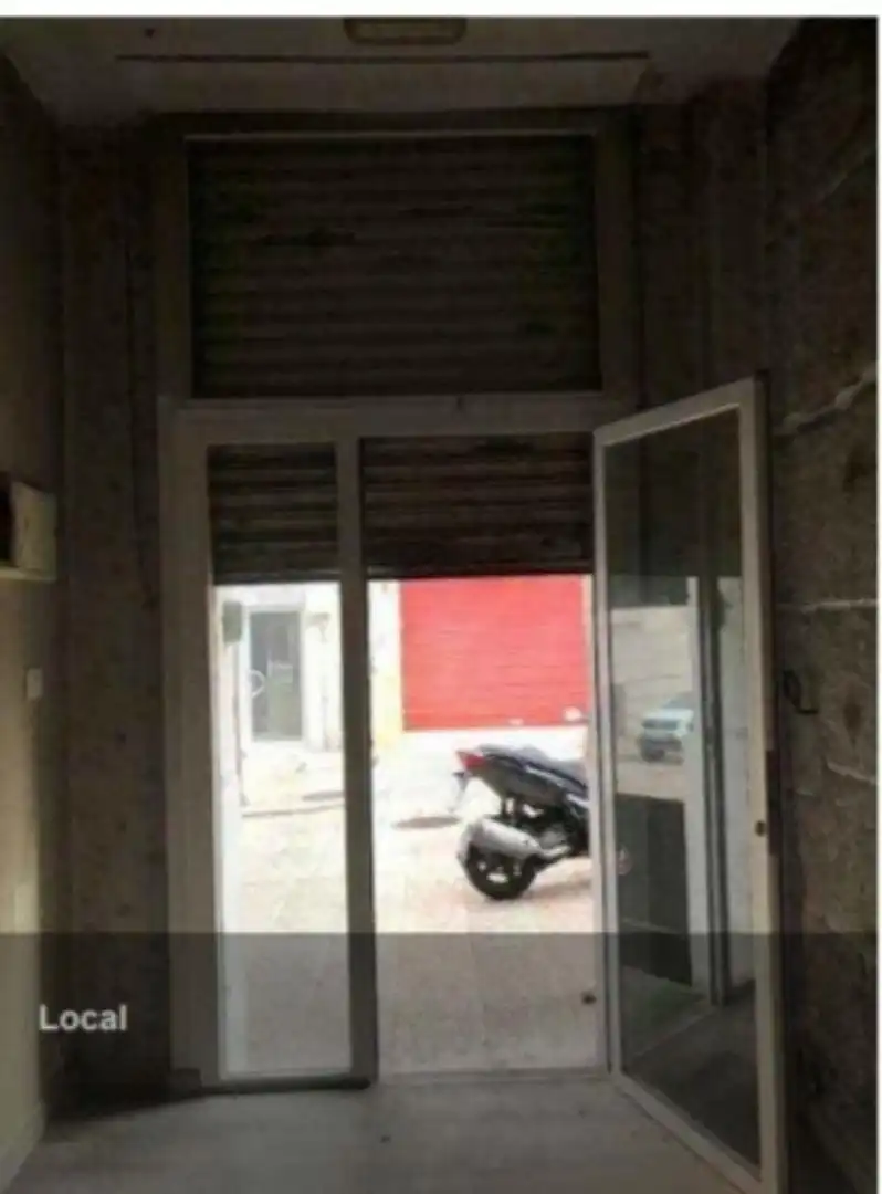 Local comercial en  Rúa Jesús Fernández 7 - Foto 2