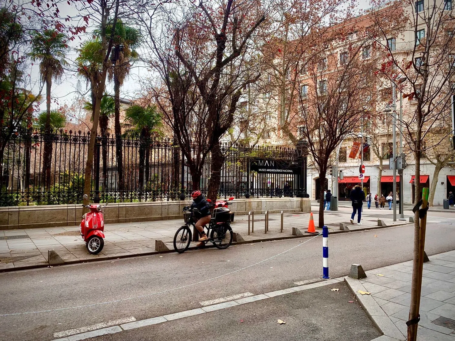 Piso en calle de Villanueva, 12 - Foto 2