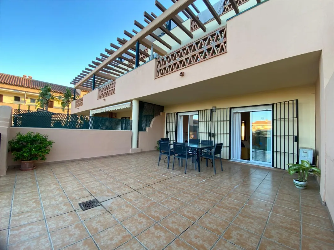 Piso en  Avenida Sunset 6 - Foto 1