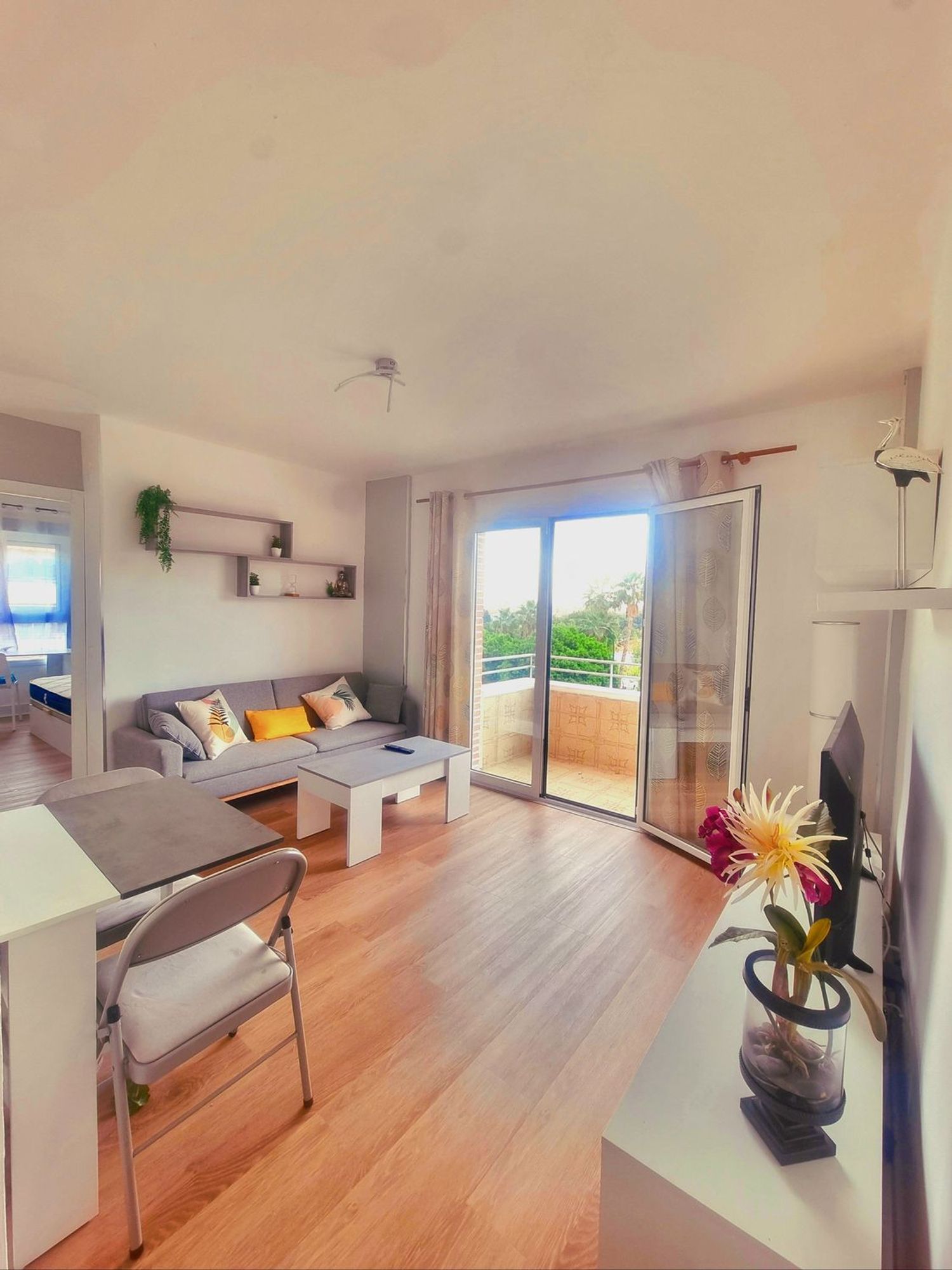 Piso en plaza de Manuel Azaña, 2