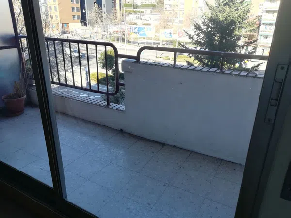 Piso en calle del Pintor Rosales, 2