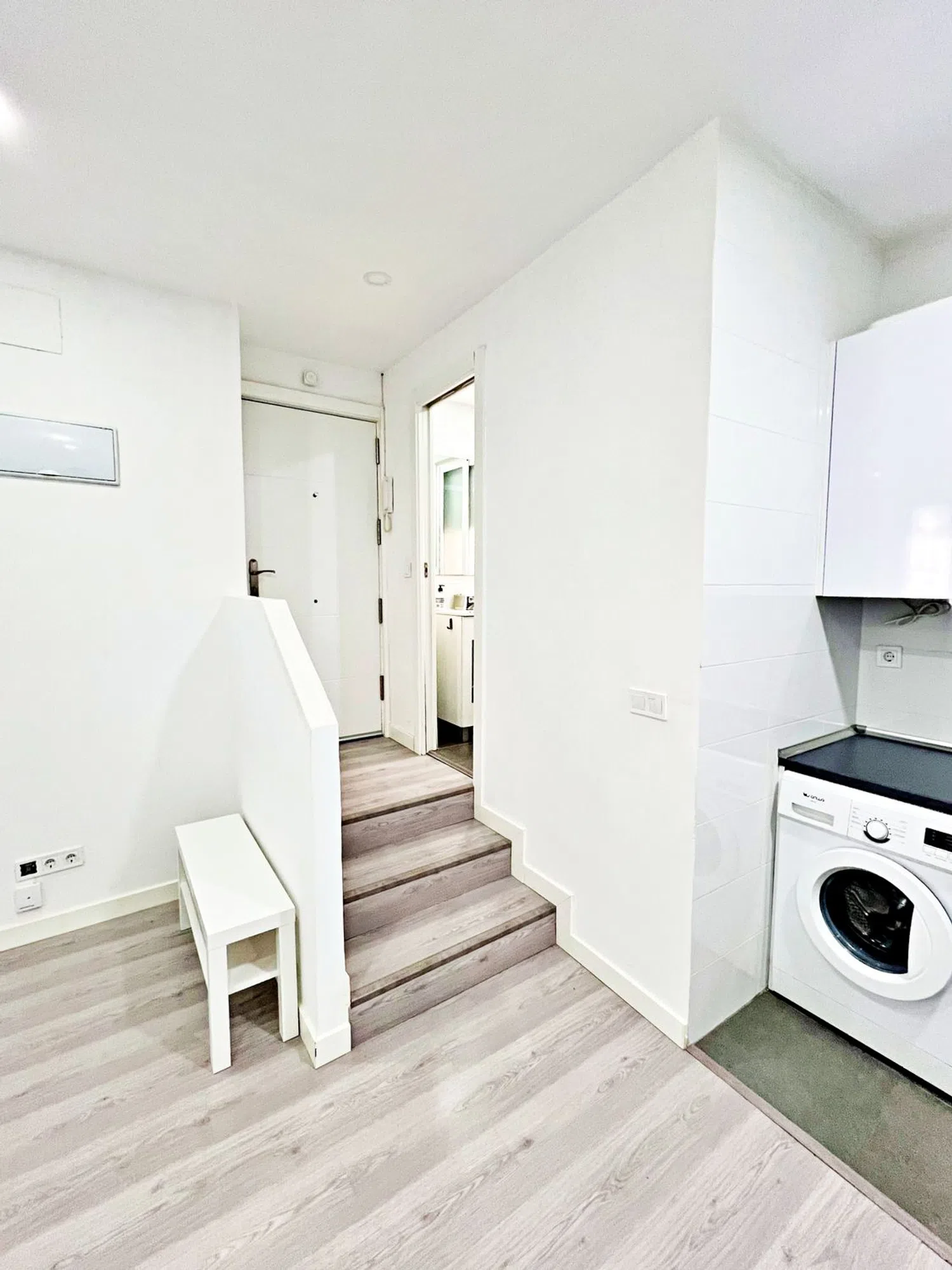 Estudio en calle de Camarena, 70 - Foto 1