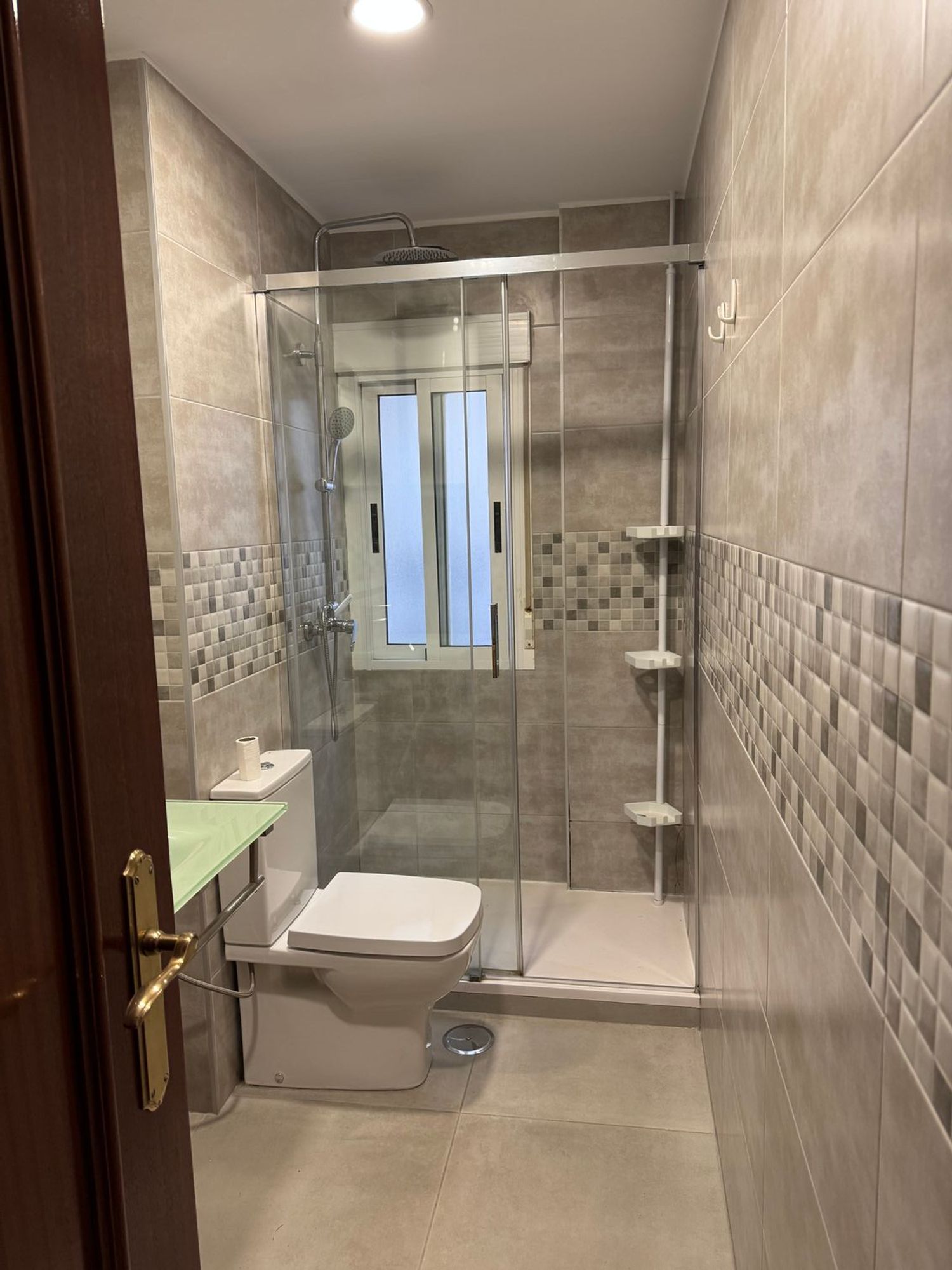 Piso en Reyes Católicos - Foto 4