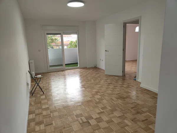 Piso en avenida de los Rosales, 113