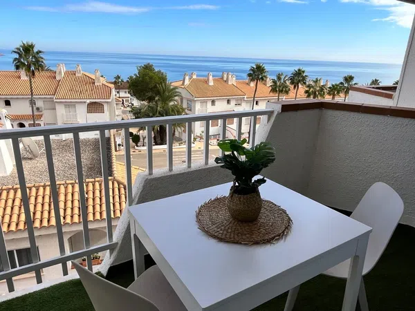 Chalet adosado en Avenida de las Adelfas, 230, Aguamarina - Foto 1