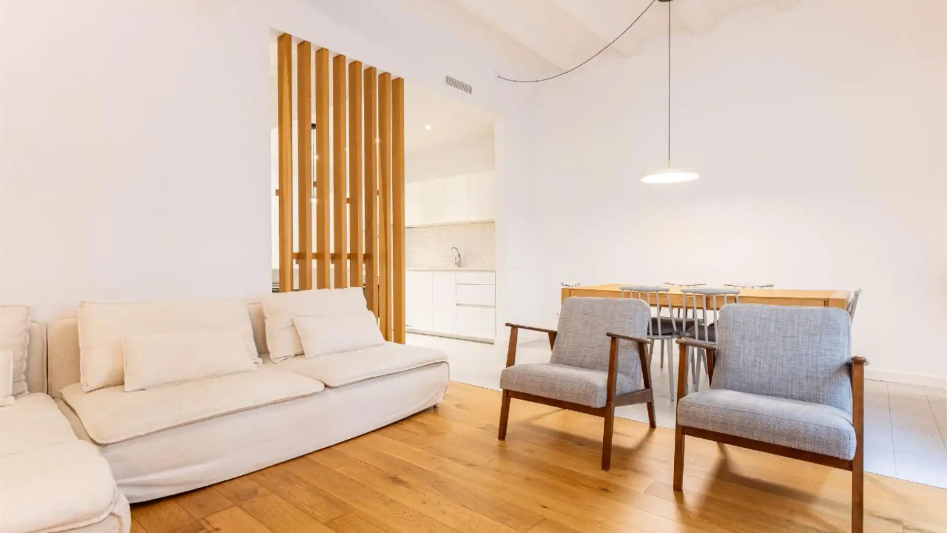 Piso en  Carrer del Poeta Cabanyes 60 - Foto 1