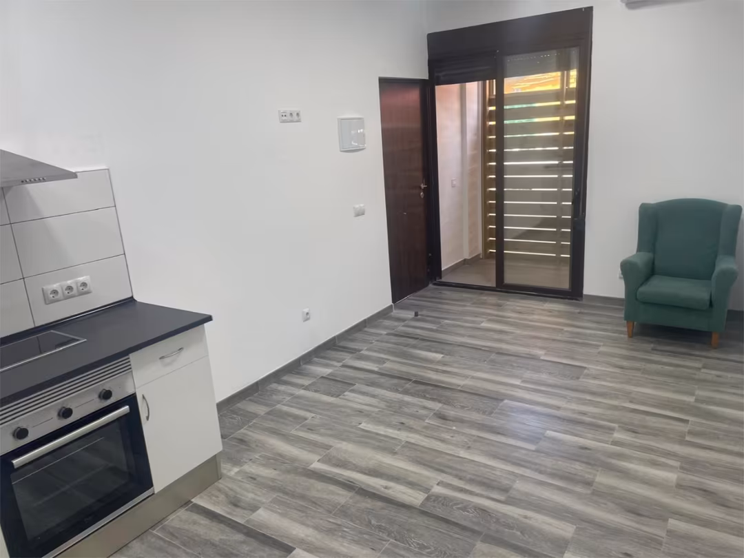 Estudio en  Carrer Reis Catòlics 42 - Foto 5