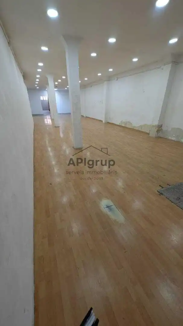 Local comercial en Sabadell - Foto 20