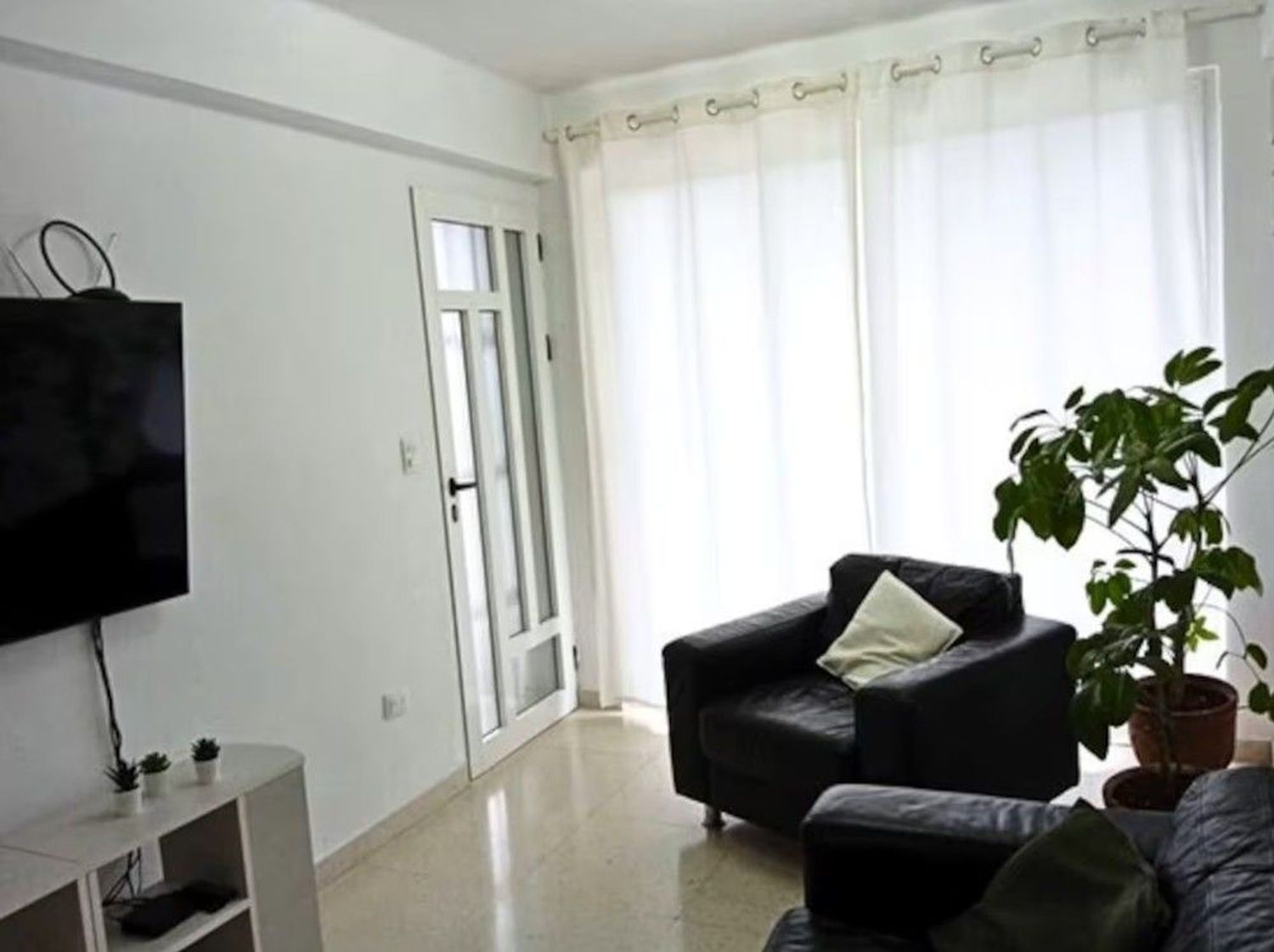 Piso en avenida de l'Estatut, 223 - Foto 1