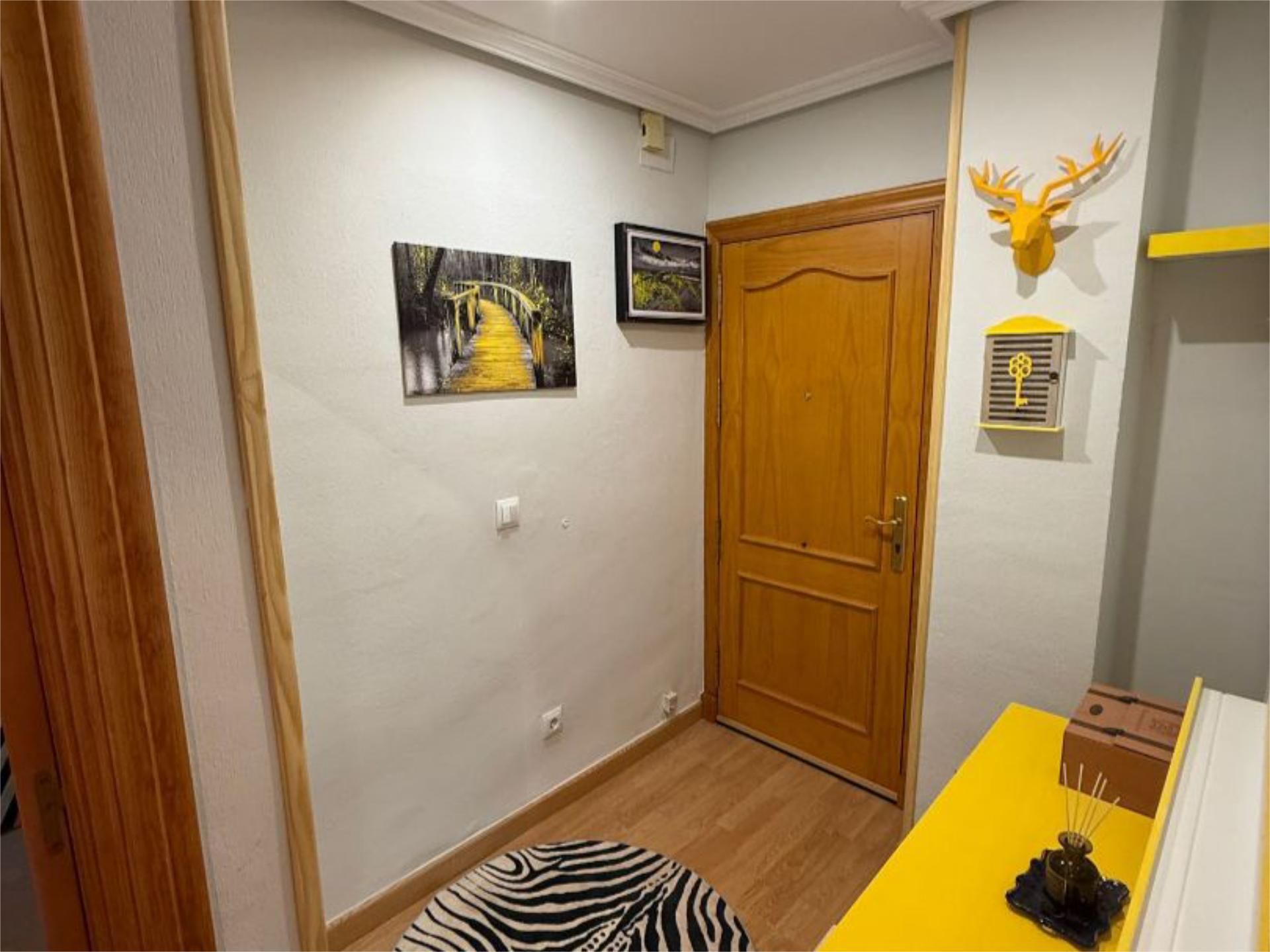 Piso en  Calle Ignacio López Lacal 2 - Foto 3