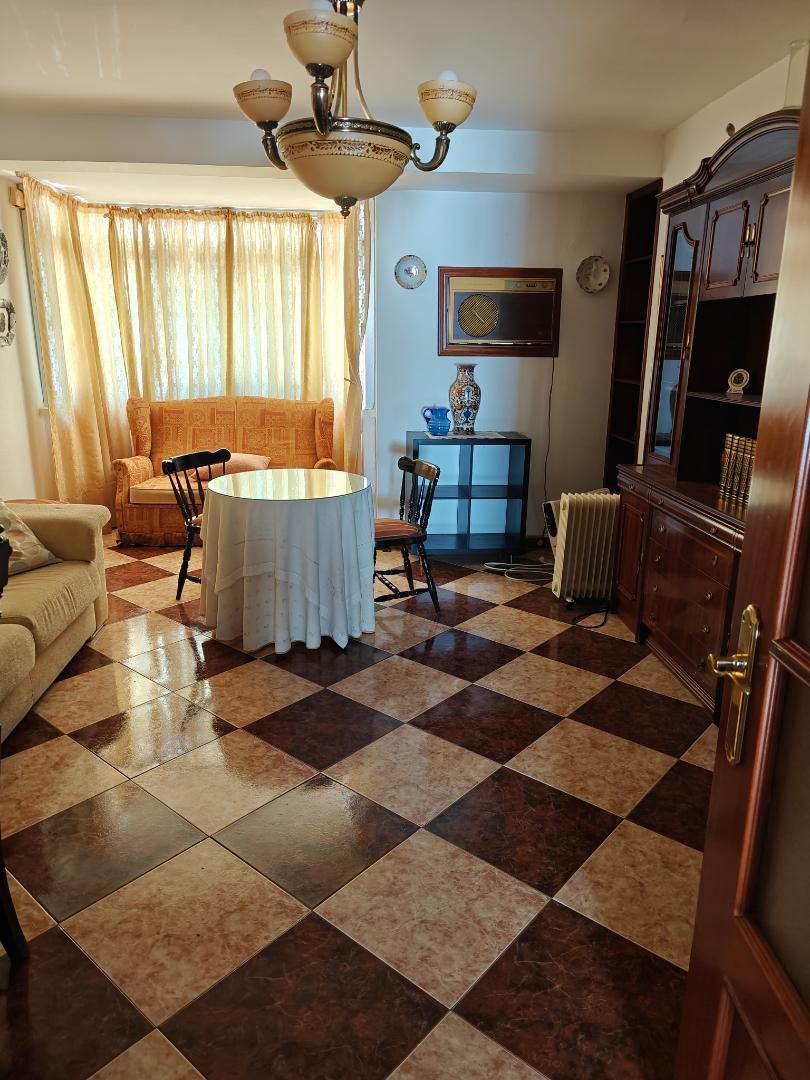 Piso en  Calle Marqués del Nervión 101B