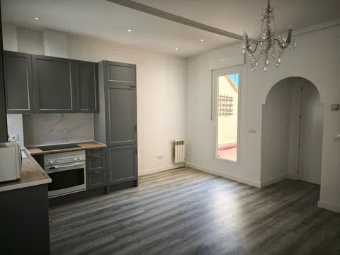 Ático en calle Guillermo de Osma, 25 - Foto 1