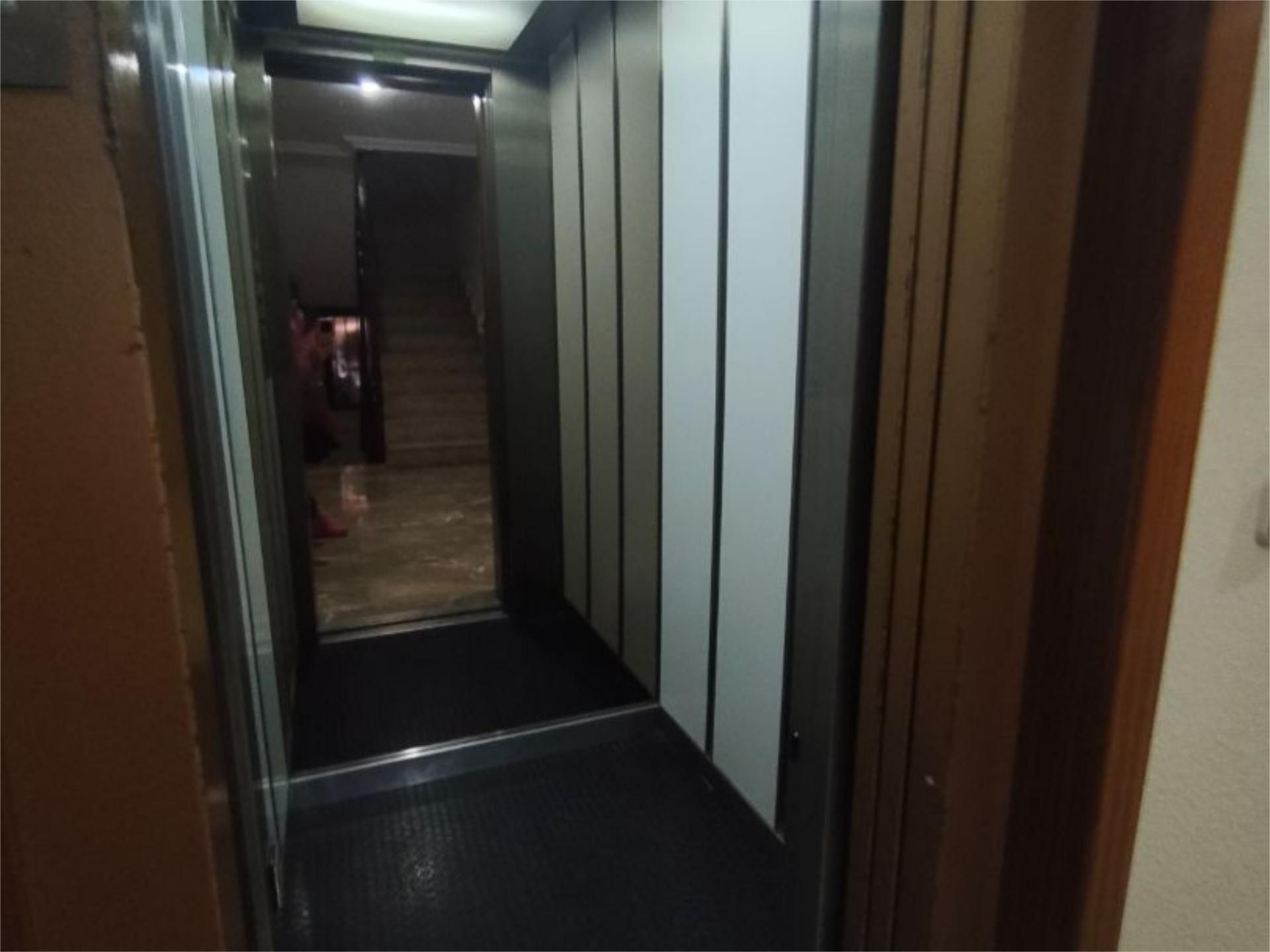 Piso en  Avenida de los Ángeles 84 - Foto 2