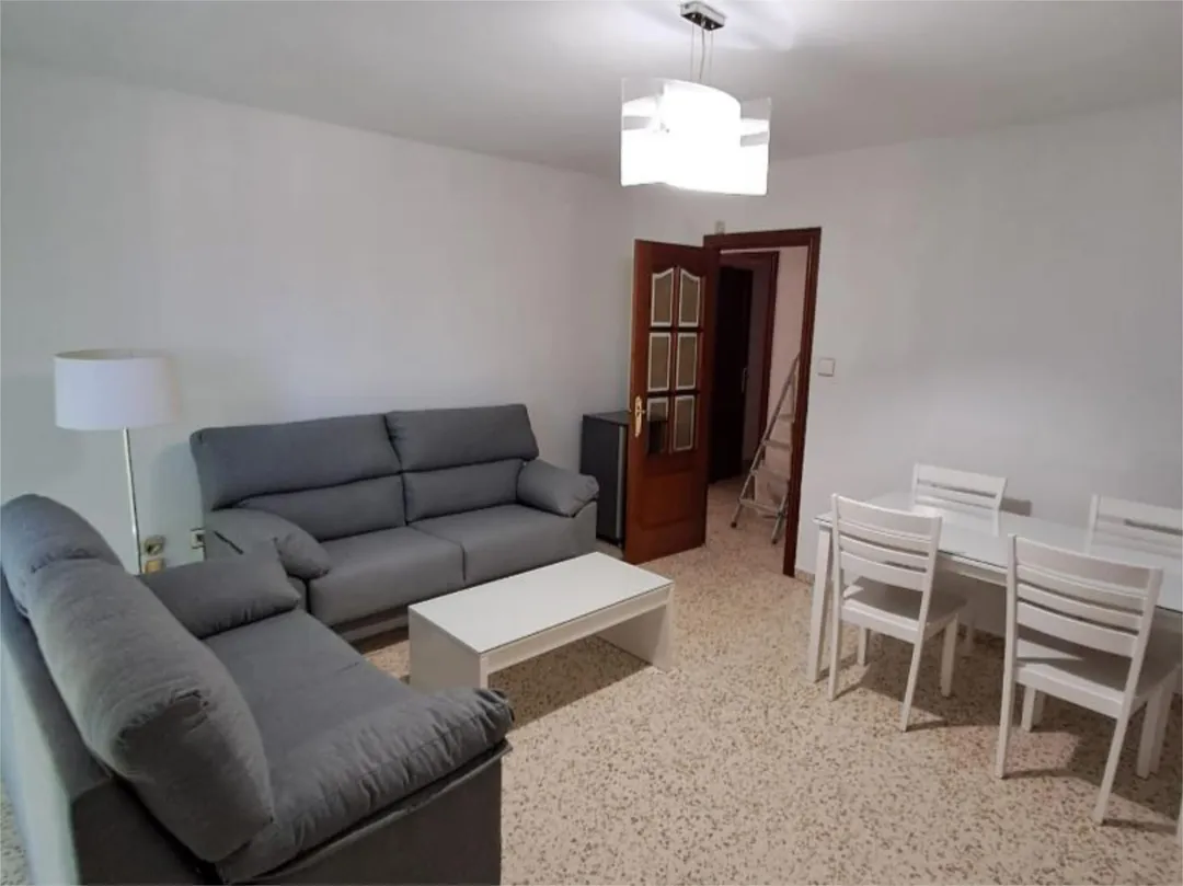 Piso en  Calle Matilde de La Torre 40 - Foto 2