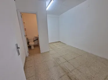Local comercial en Sabadell - Foto 5