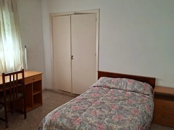 Piso en Ecuador, 16, Capuchinos-Glorieta-C. Jardín - Foto 8