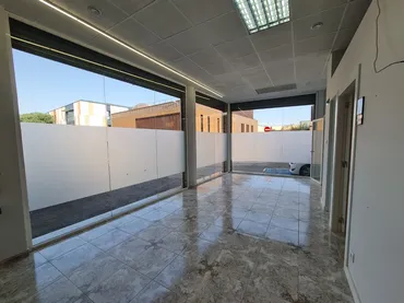 Local comercial en  Carrer Jacint Verdaguer 32 - Foto 9