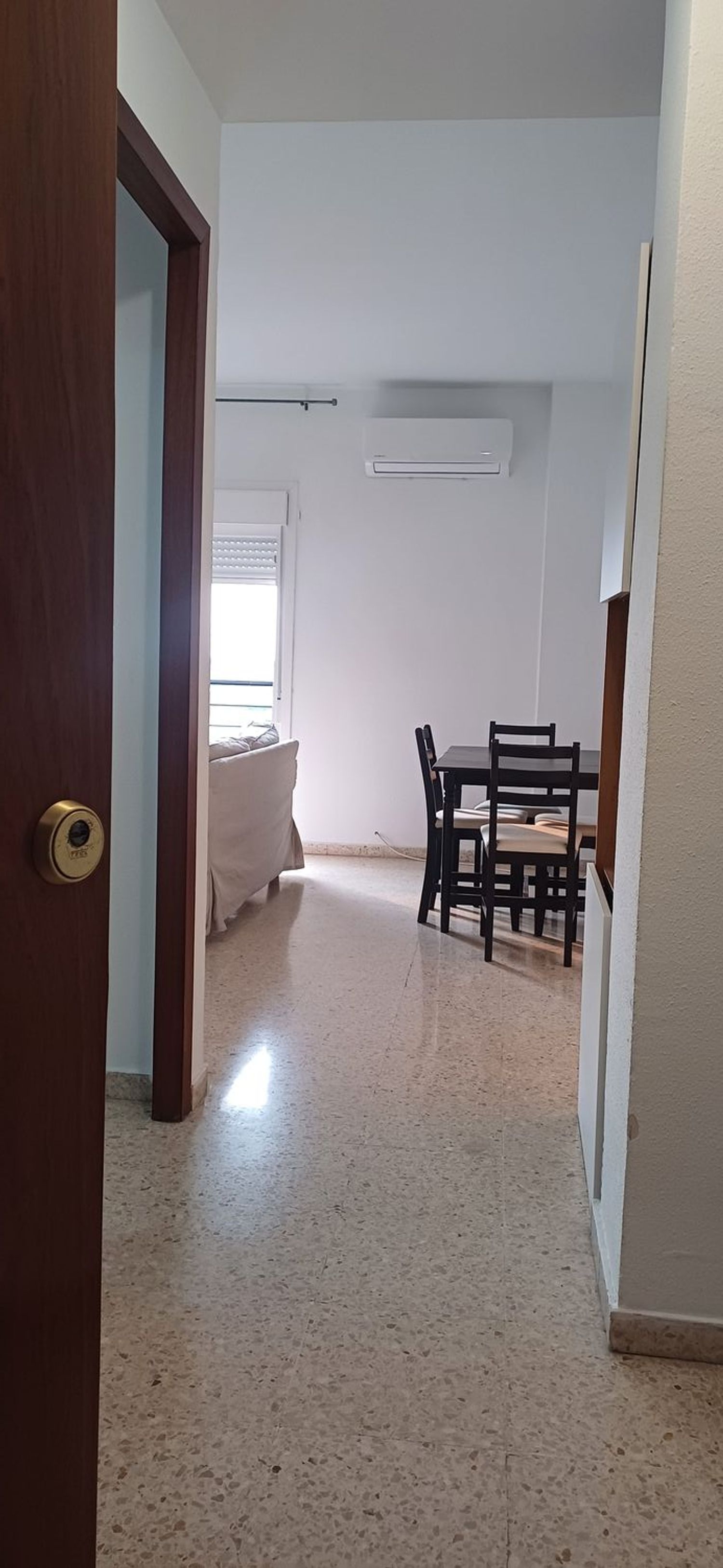 Piso en Calle Castillo de Alcala de Guadaira, 17, Bami - Pineda - Foto 2