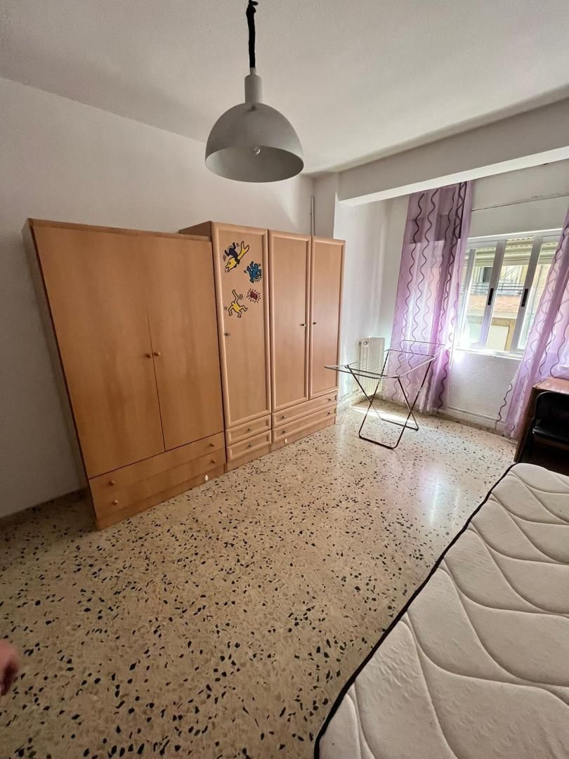 Piso en  Calle Doctor Azpitarte 8