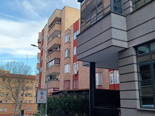 Piso en calle de Pedro Villar, 17