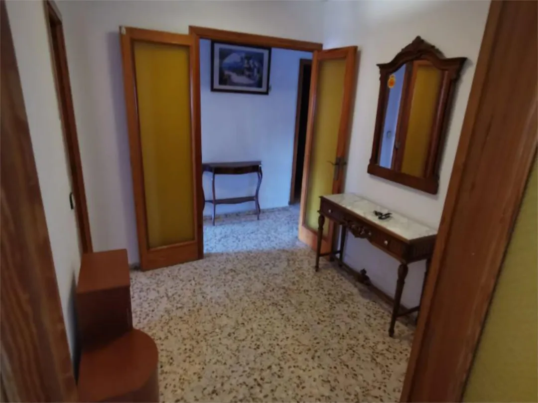 Piso en  Carrer General Ricardo Ortega 58 - Foto 3