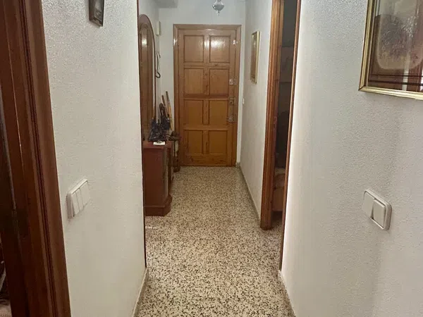 Piso en calle Berga, 44 - Foto 3